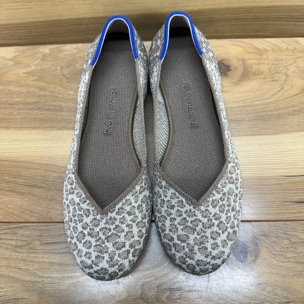 Rothys Spotted Leopard Portobello Flats Womens 6.5 Modern Office Minimalist